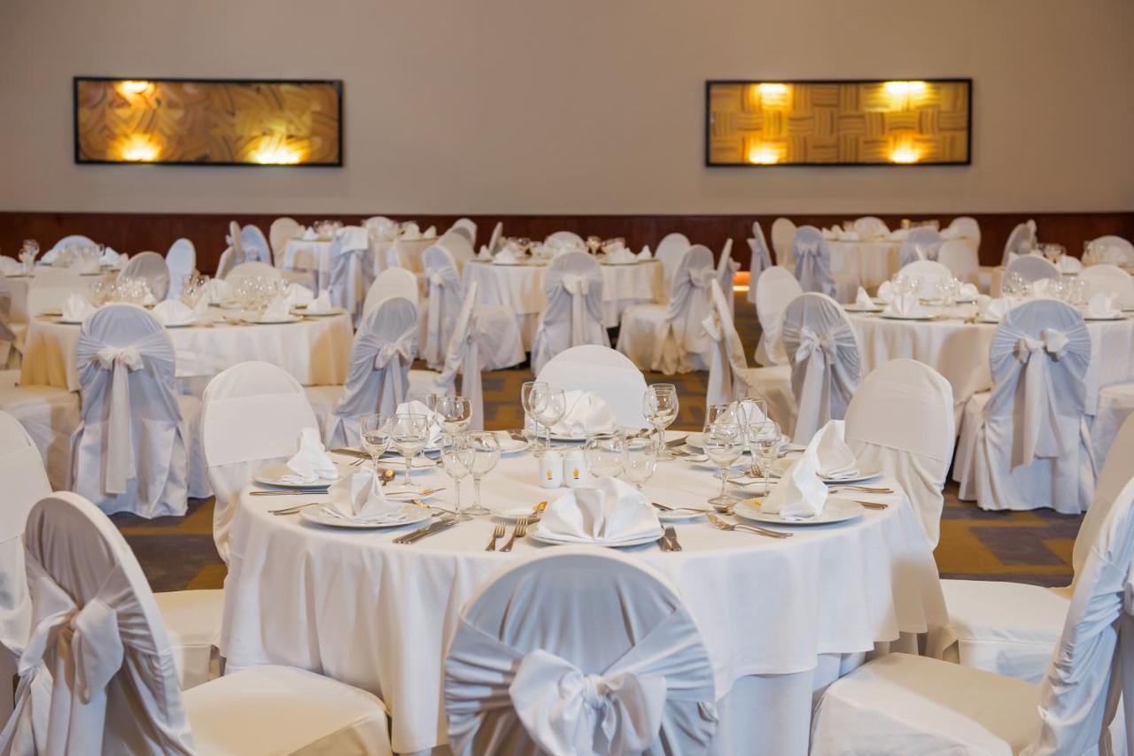 Grand Sunset Princess Playa del Carmen Exterior photo The ballroom at the hotel