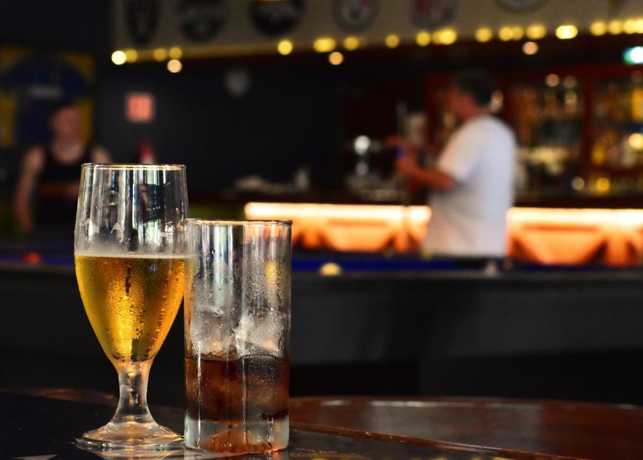 Grand Sunset Princess Playa del Carmen Exterior photo Beer at a bar
