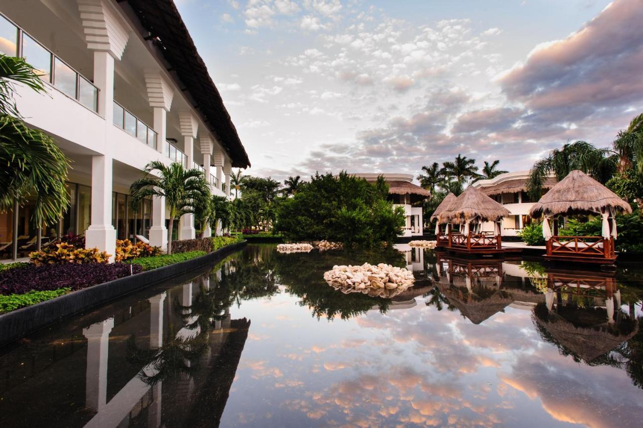 Grand Sunset Princess Playa del Carmen Exterior photo The resort at Grand Palladium Naun Resort & Spa