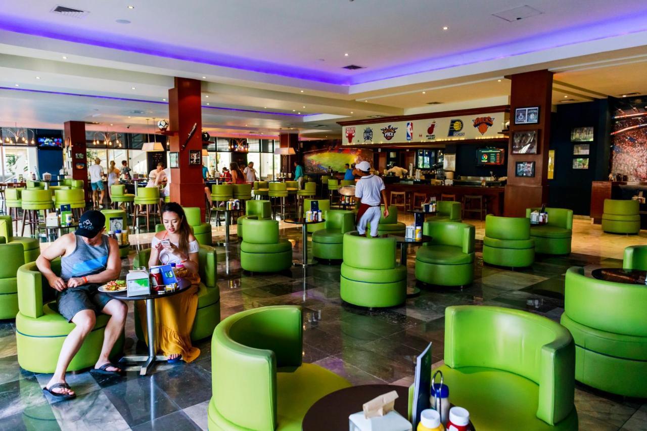 Grand Sunset Princess Playa del Carmen Exterior photo The interior of the restaurant