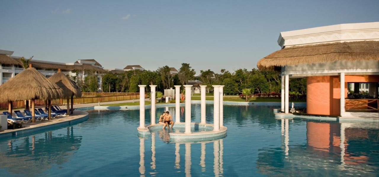 Grand Sunset Princess Playa del Carmen Exterior photo Pool at the Grand Palladium Resort